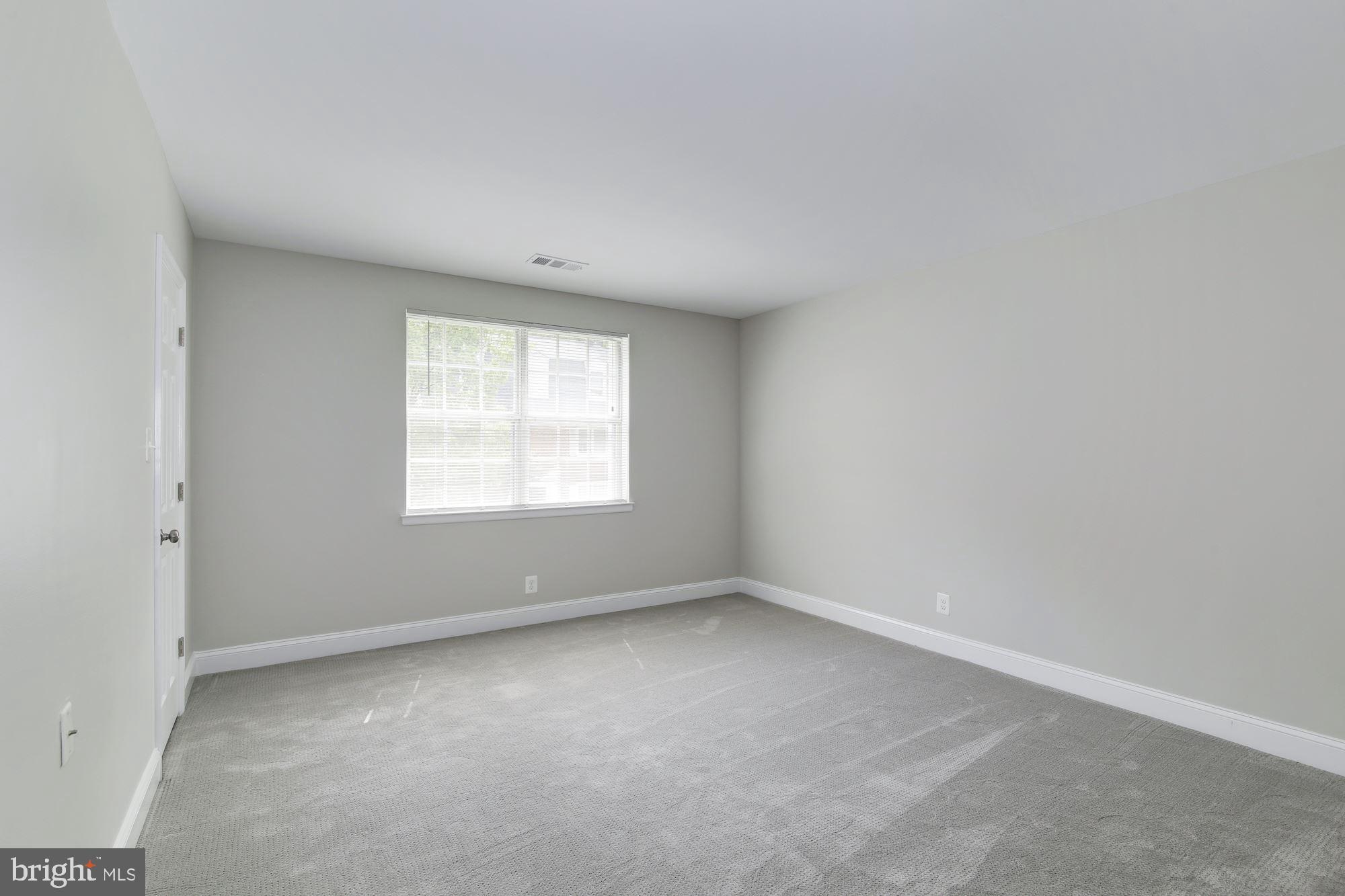 4626 28TH ROAD B S B