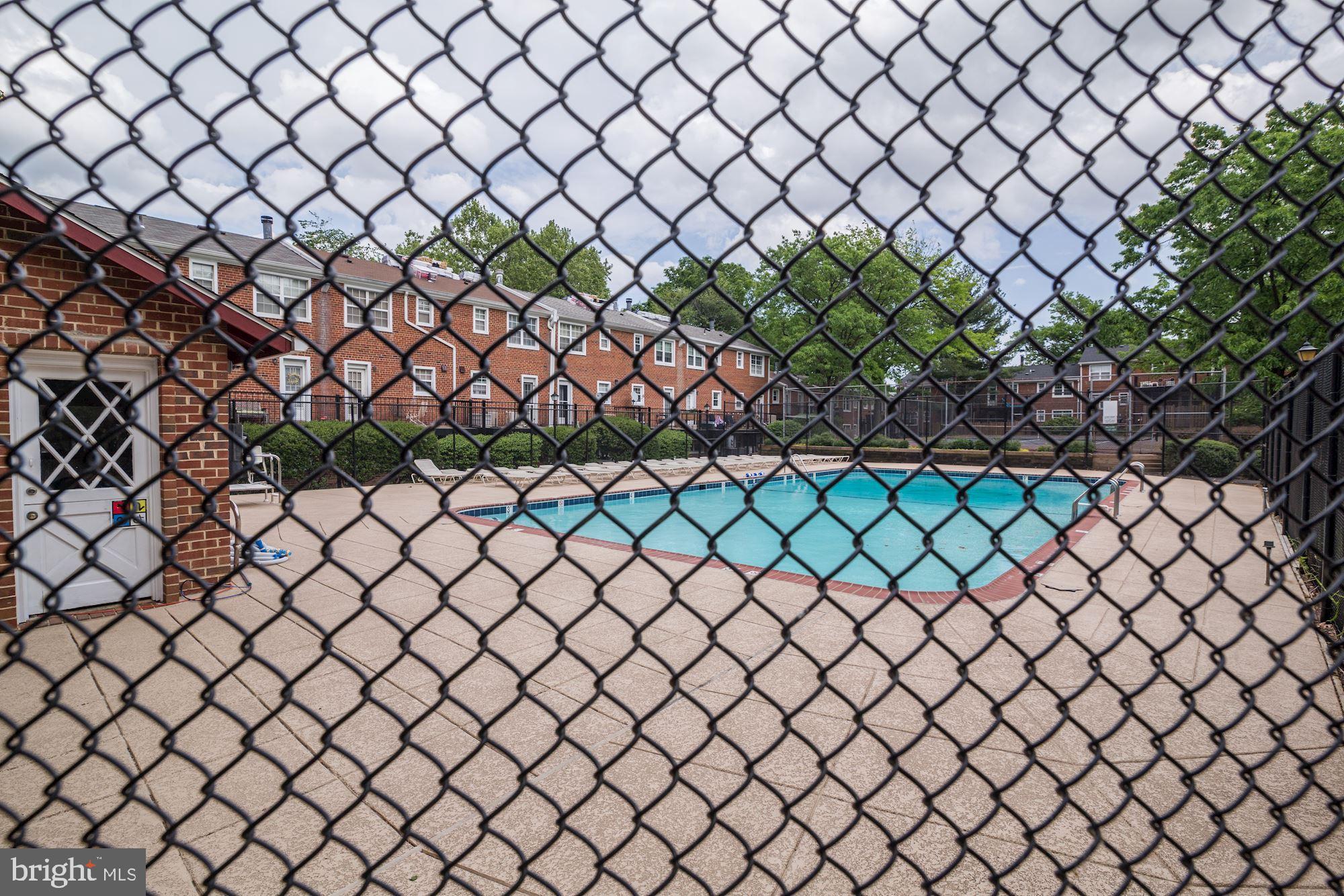 4626 28TH ROAD B S B