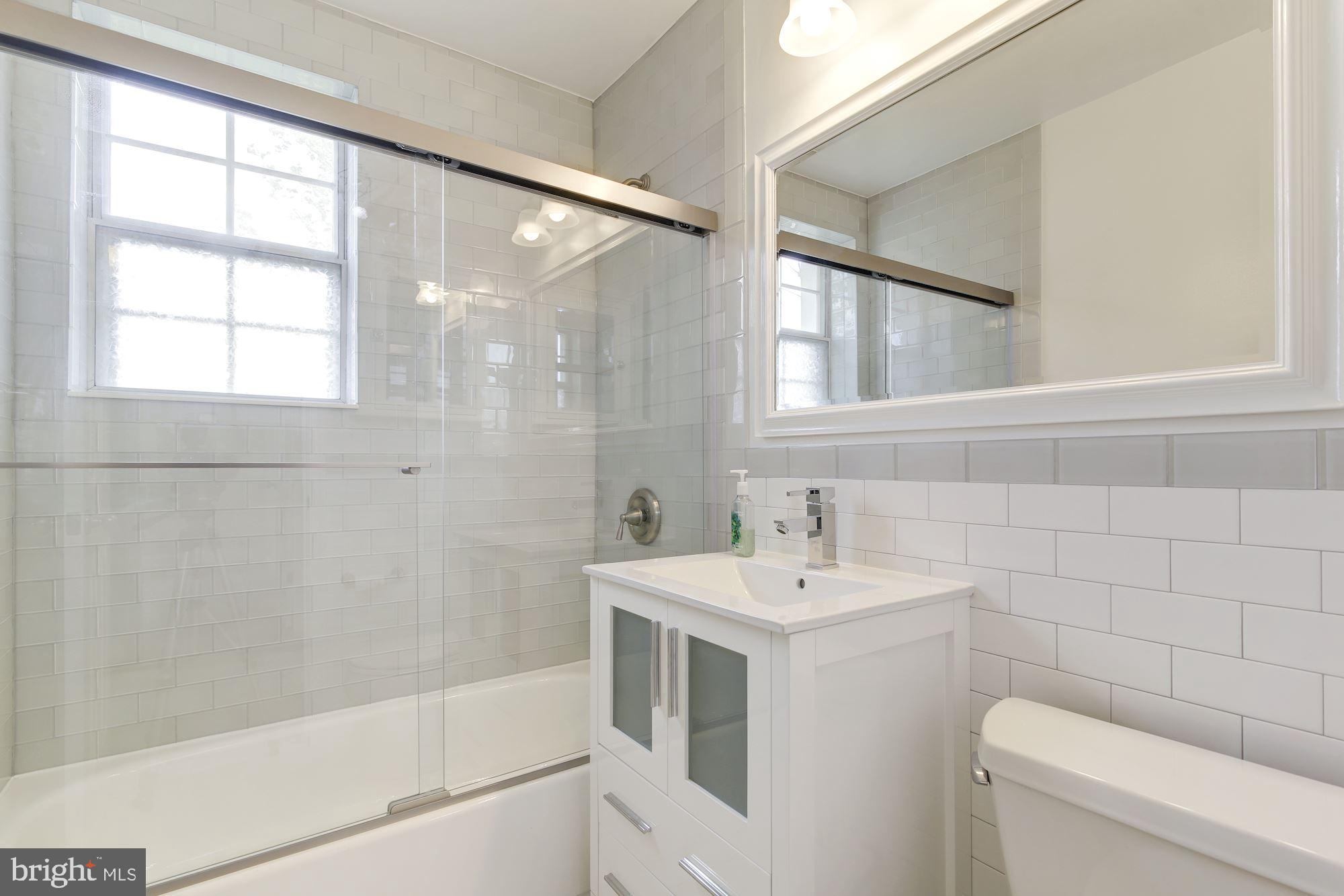 4626 28TH ROAD B S B