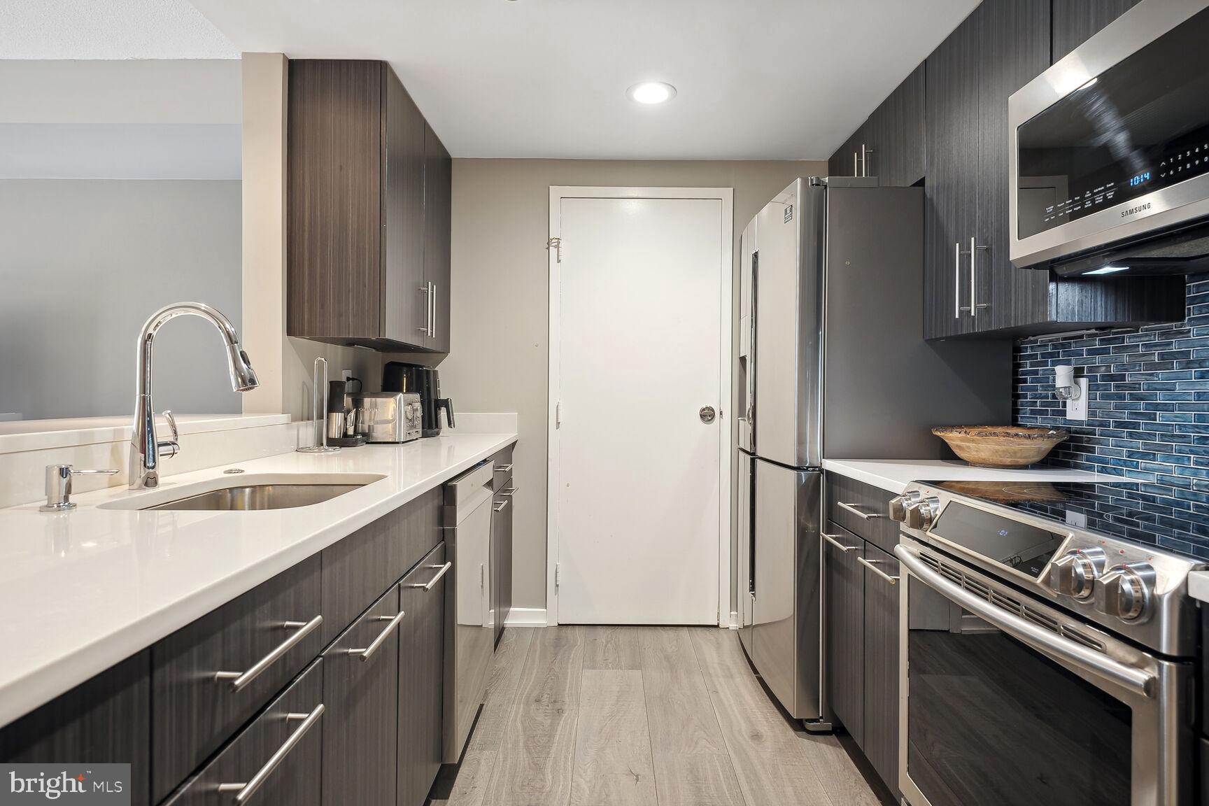 1530 KEY BOULEVARD 1219