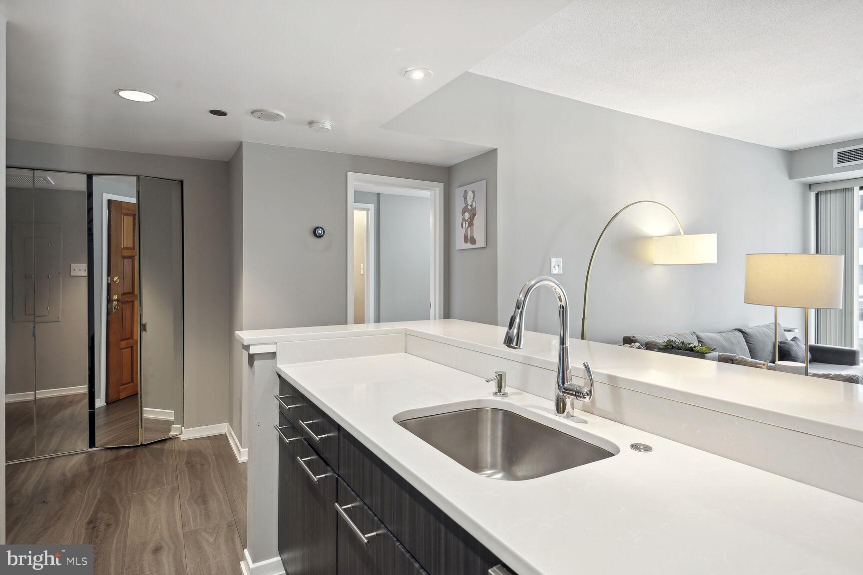 1530 KEY BOULEVARD 1219