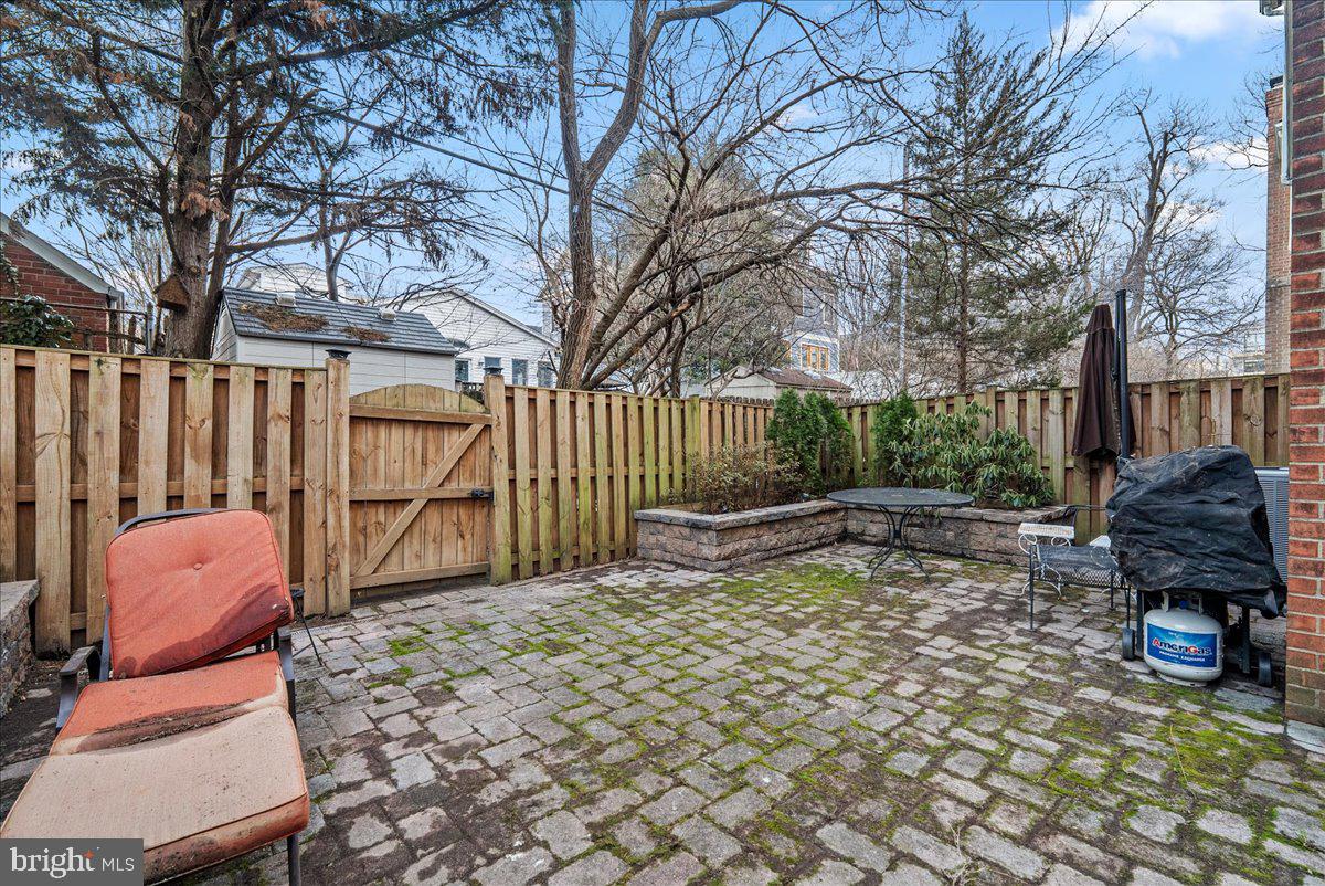 625 N ABINGDON STREET N