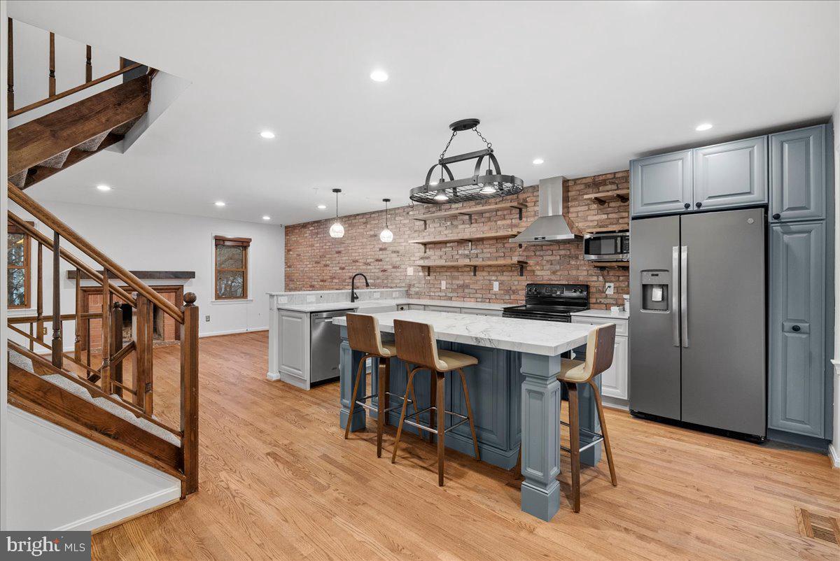 625 N ABINGDON STREET N