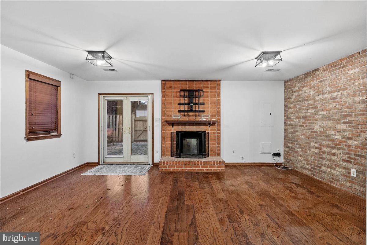 625 N ABINGDON STREET N