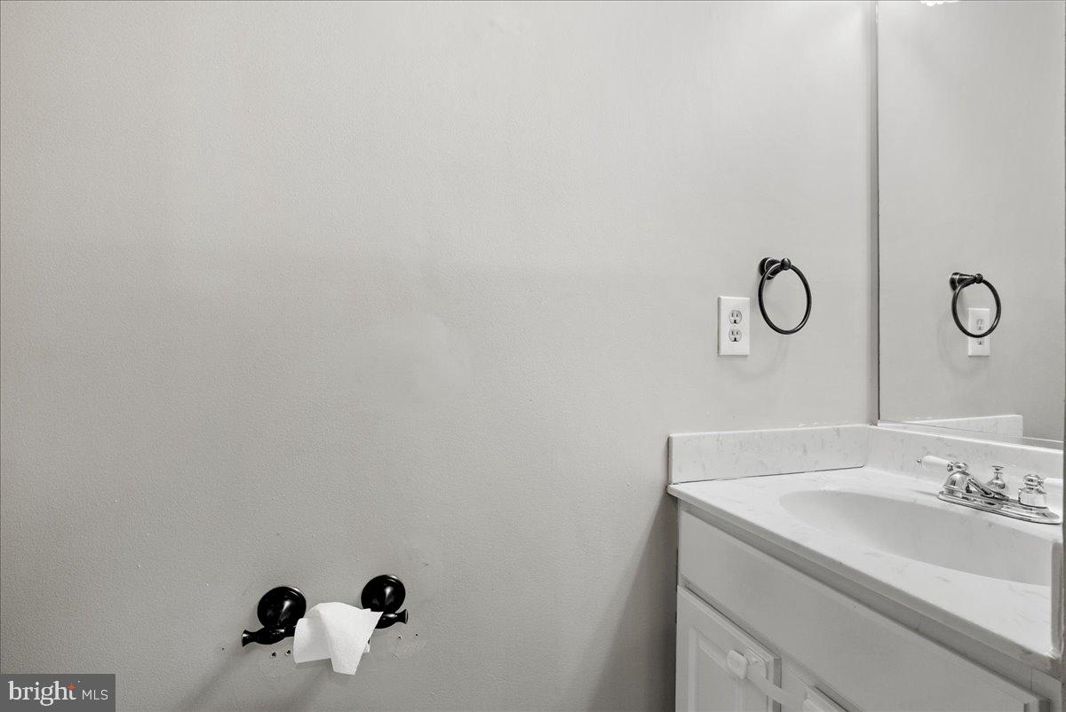 625 N ABINGDON STREET N