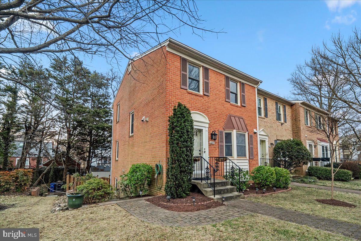 625 N ABINGDON STREET N