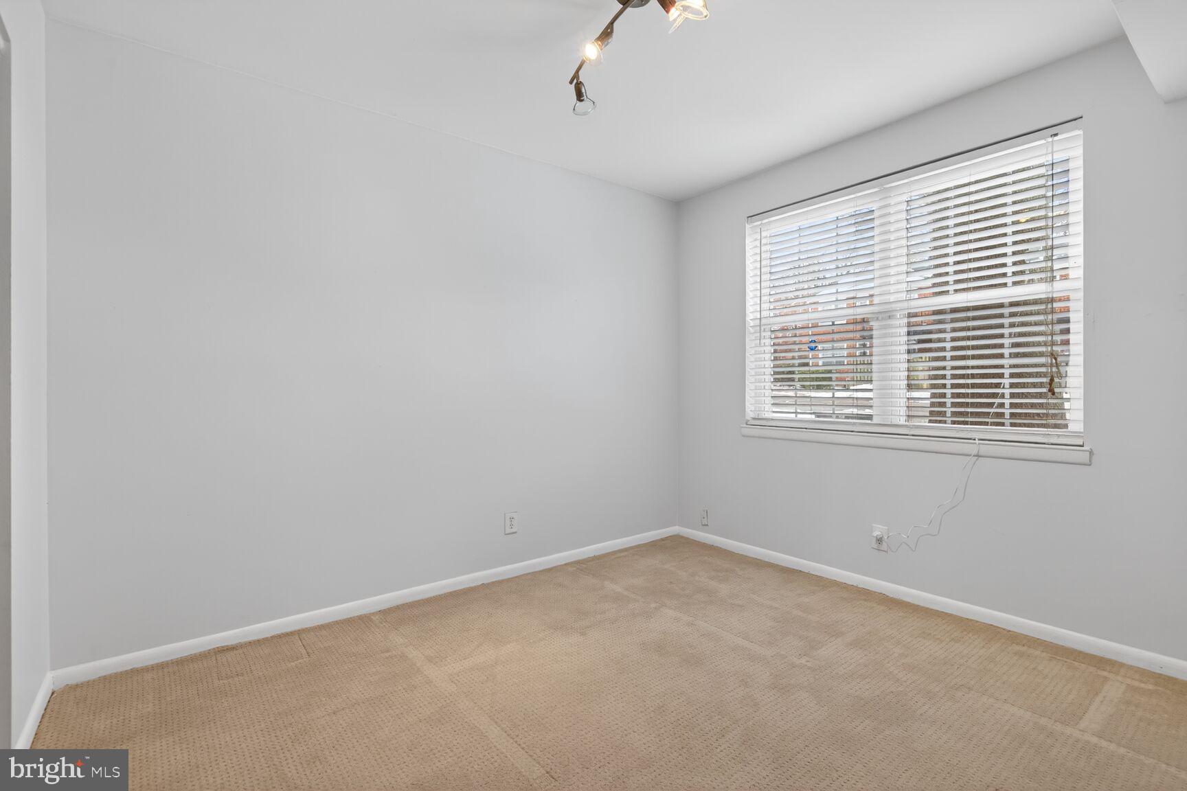 2800 S WAKEFIELD STREET A A