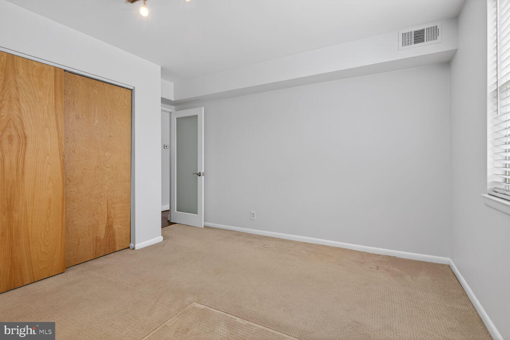 2800 S WAKEFIELD STREET A A