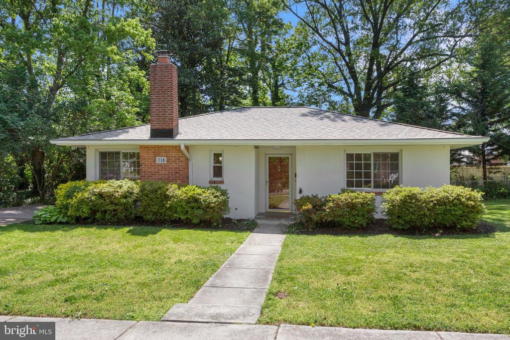 710 N BUCHANAN STREET