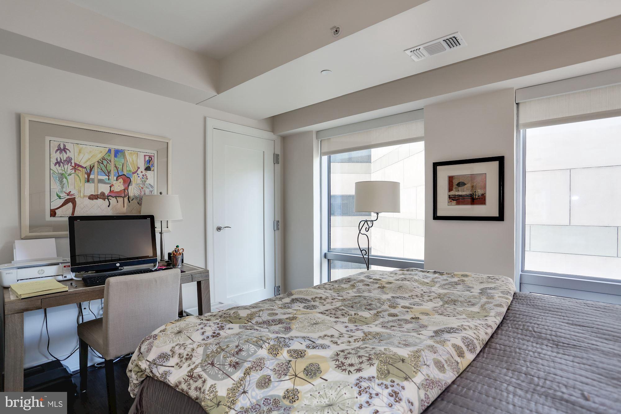 1111 19TH STREET N 1703
