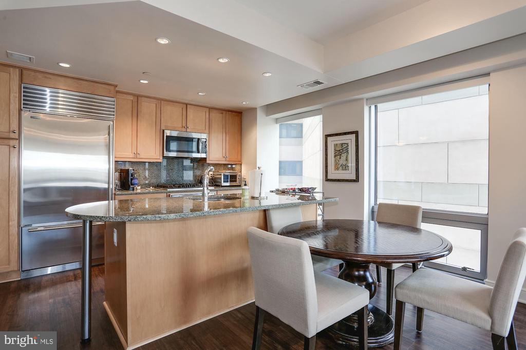 1111 19TH STREET N 1703