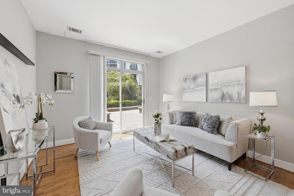 1800 WILSON BOULEVARD Unit: 105