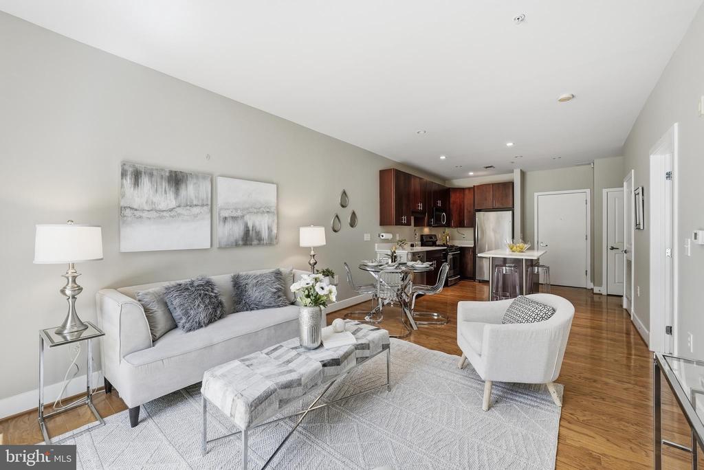 1800 WILSON BOULEVARD Unit: 105