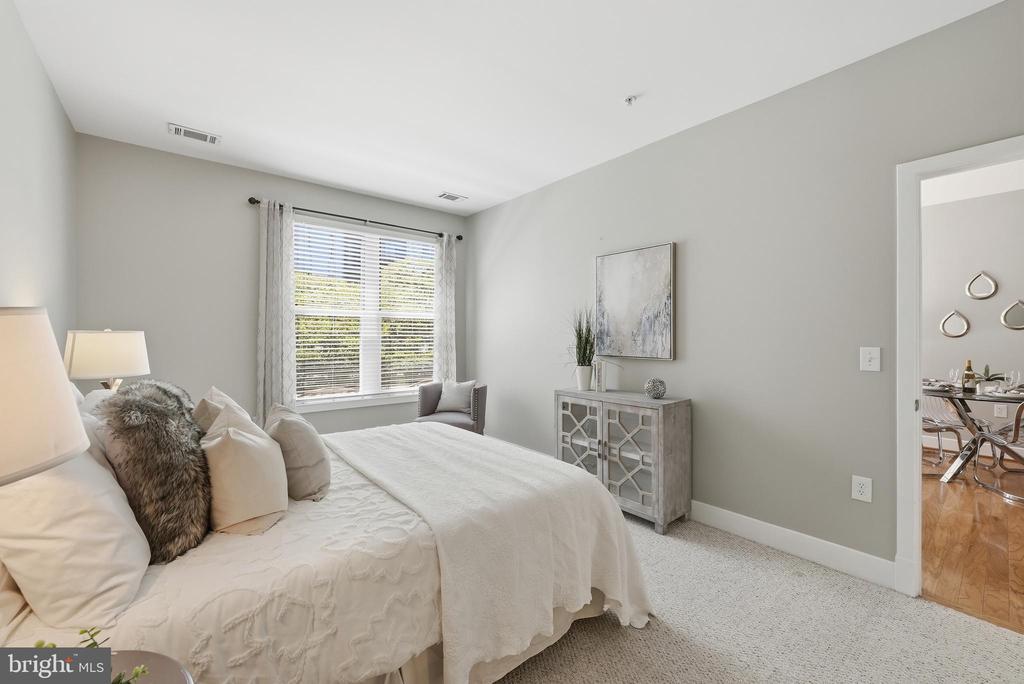 1800 WILSON BOULEVARD Unit: 105