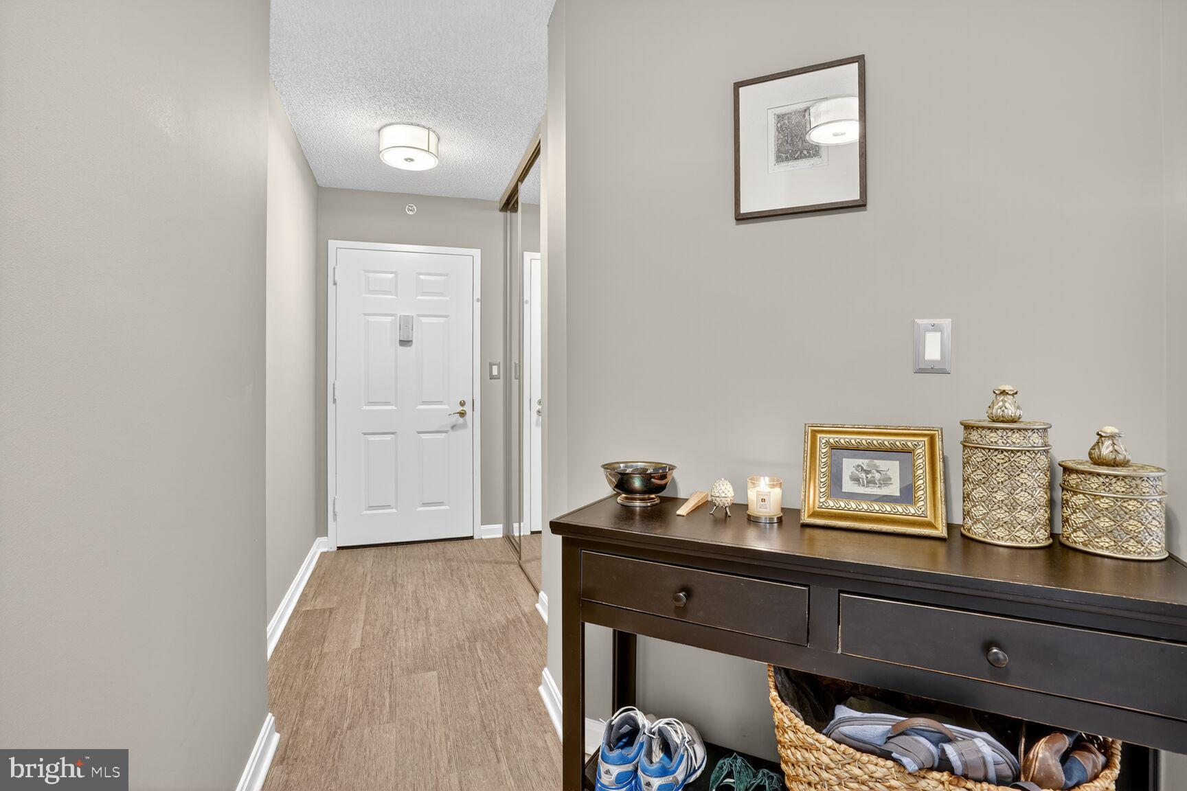 2121 Jamieson Ave #1208
