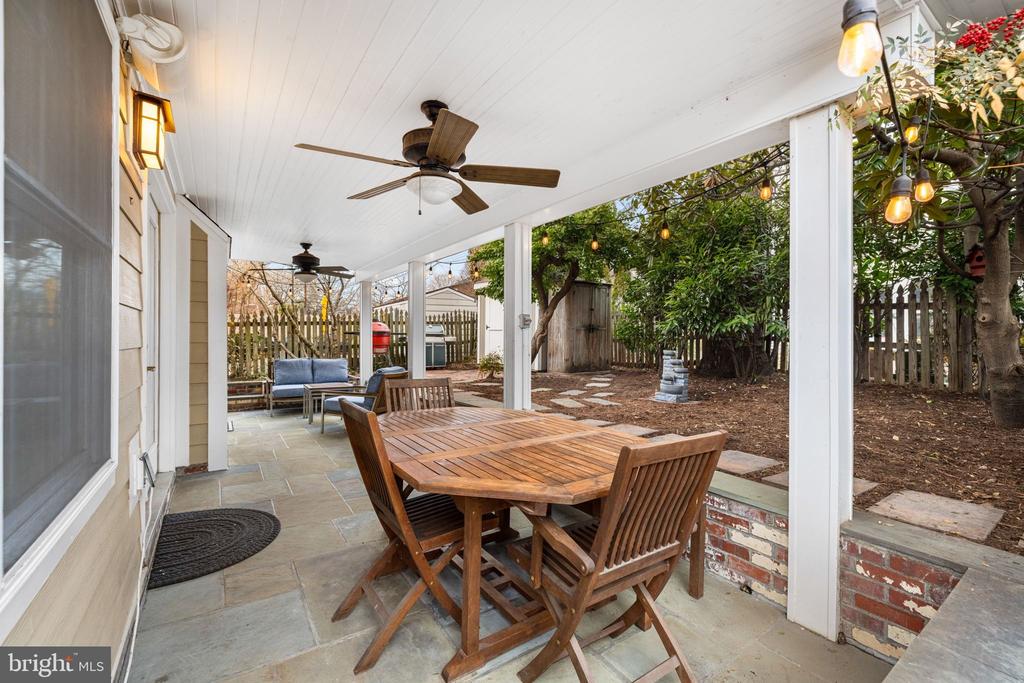 106 E MAPLE STREET