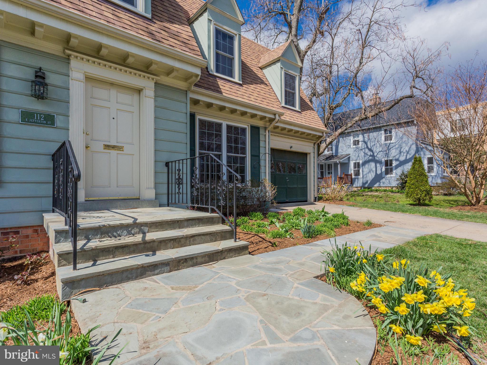 112 E JEFFERSON ST E