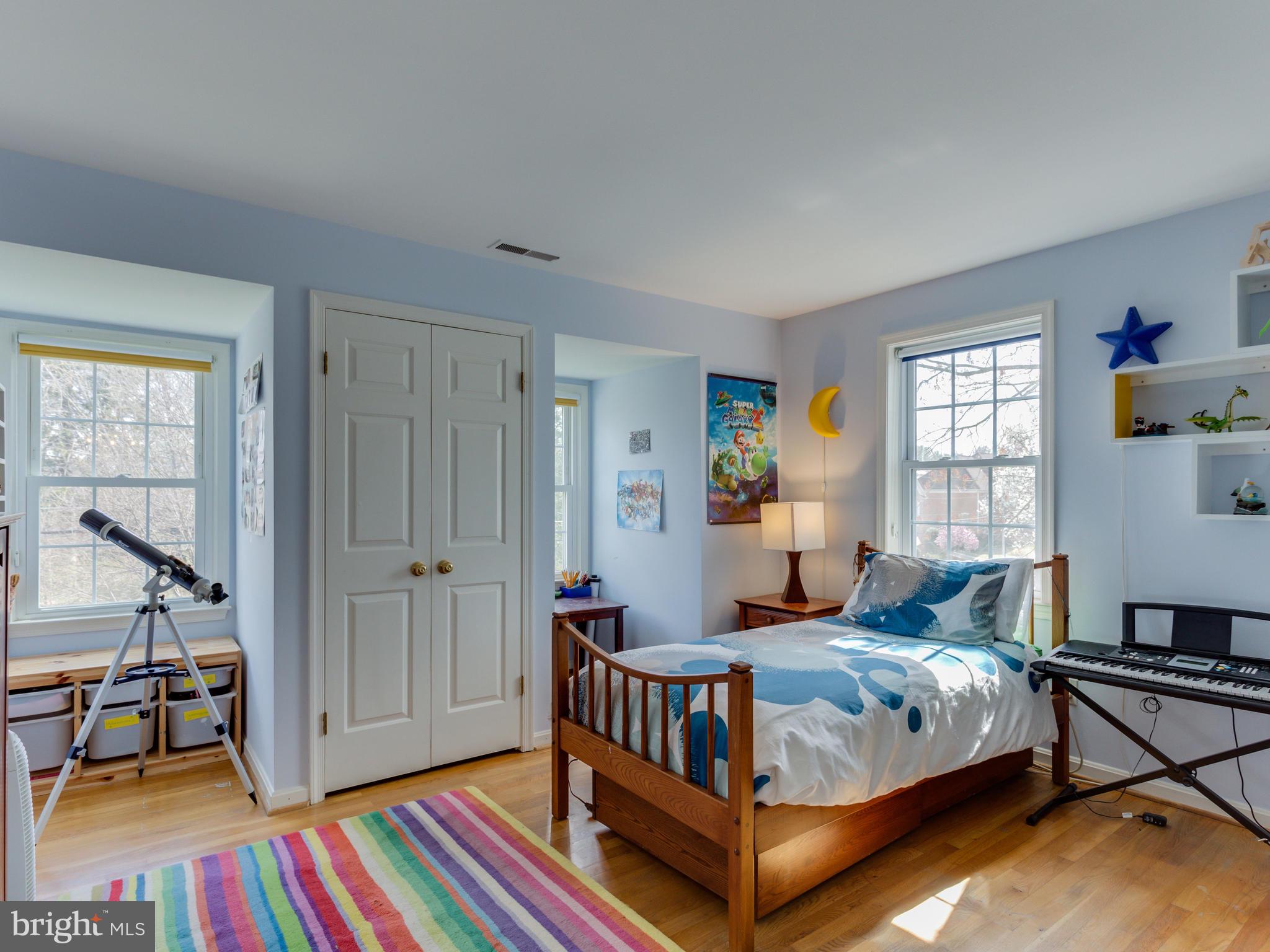 112 E Jefferson St E