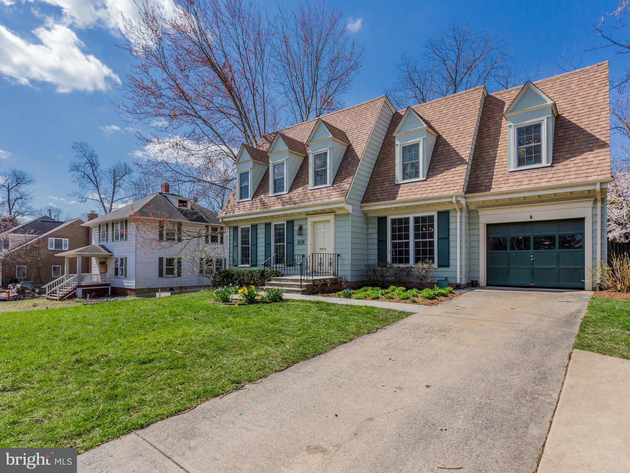 112 E Jefferson St E