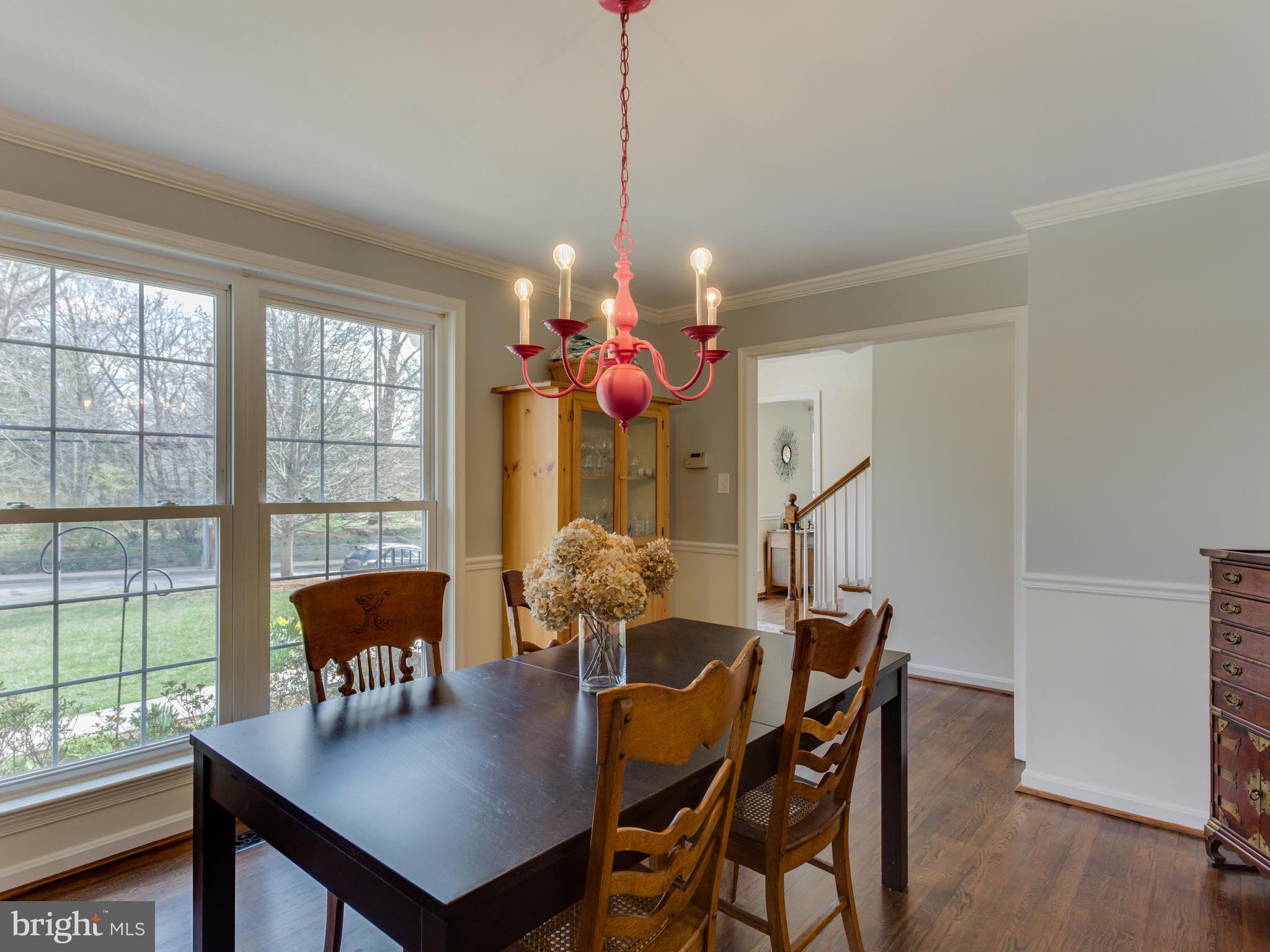 112 E Jefferson St E