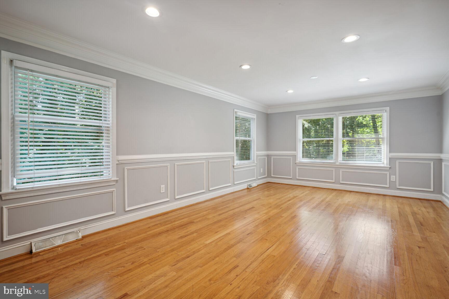 437 Blair Rd NW