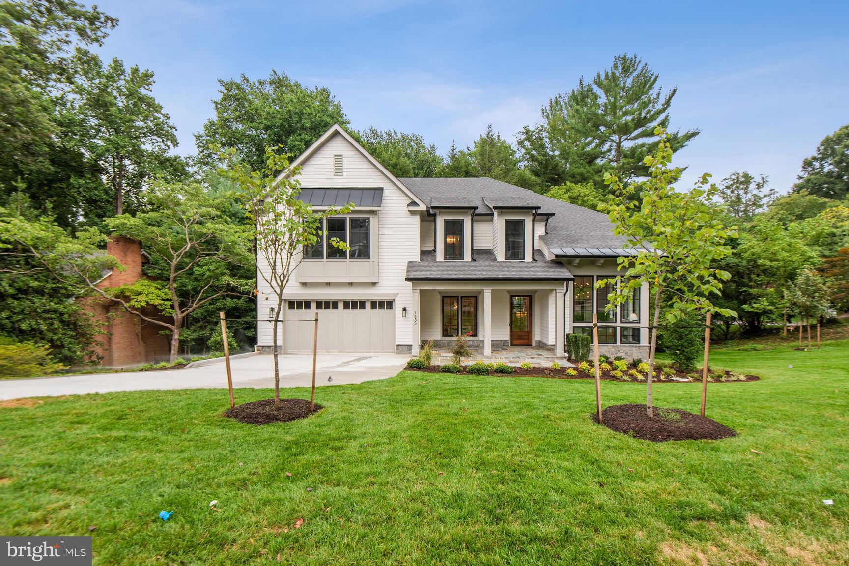 1433 Ironwood Dr
