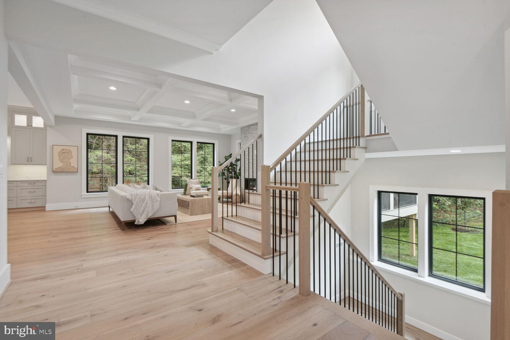 1433 Ironwood Dr