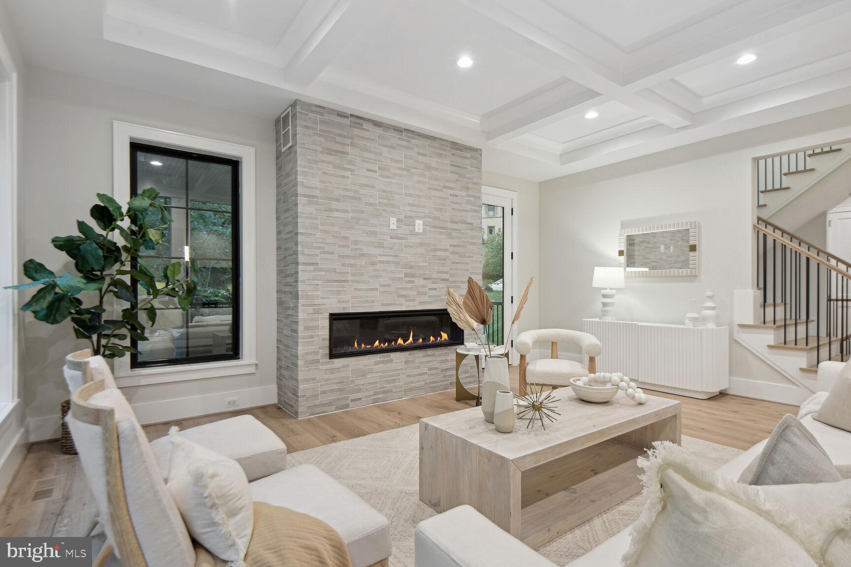 1433 Ironwood Dr