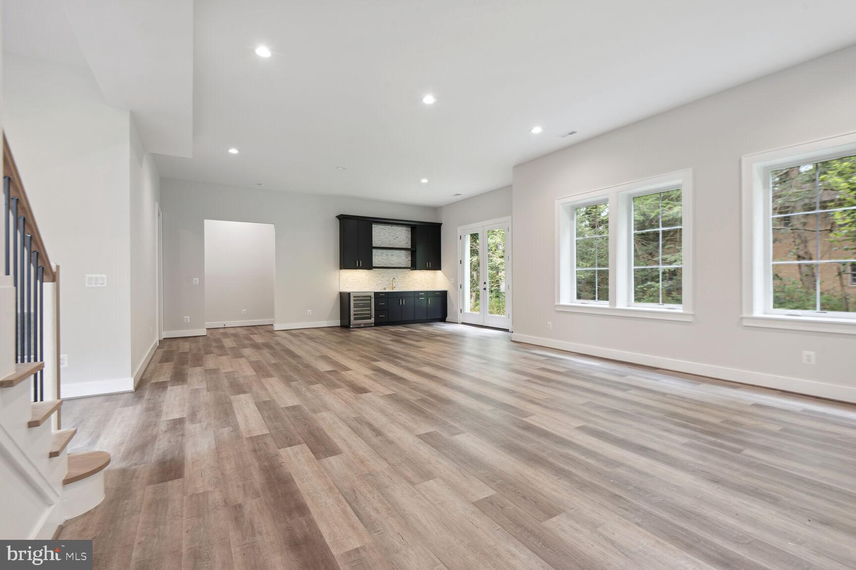 1433 Ironwood Dr