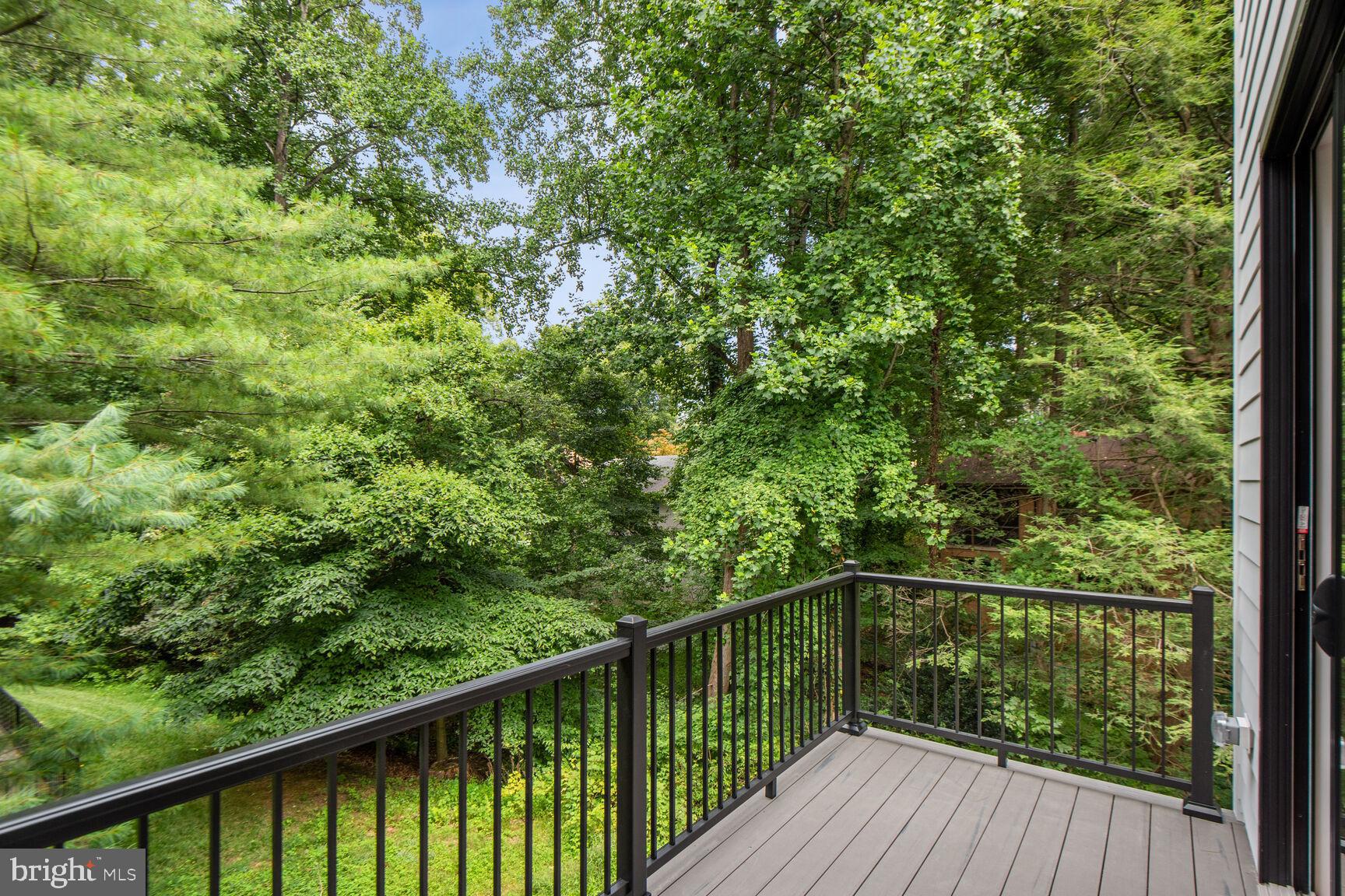 1433 Ironwood Dr
