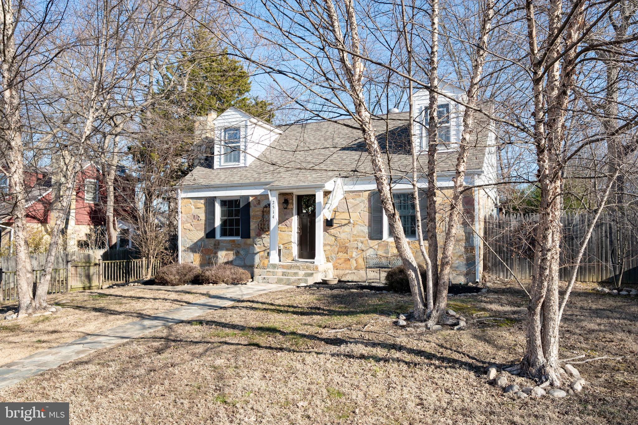 2514 Stone Hedge Dr