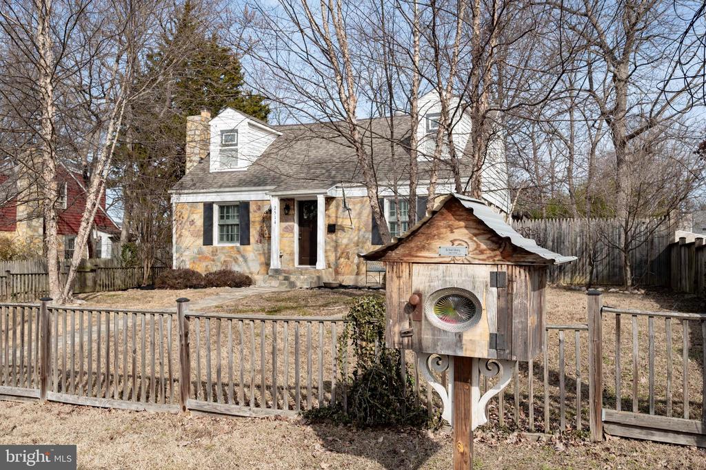 2514 Stone Hedge Dr