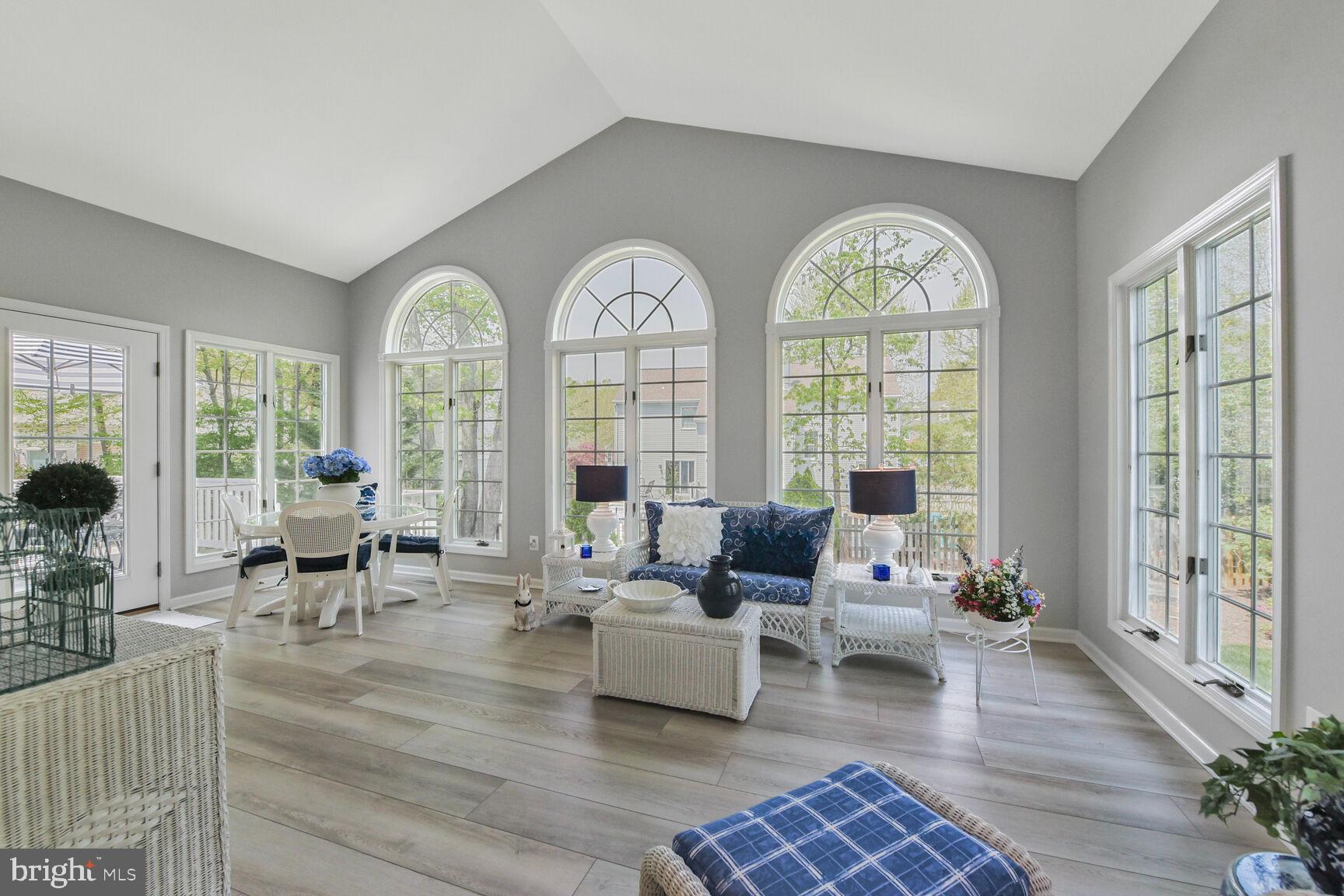 12804 New Parkland Dr