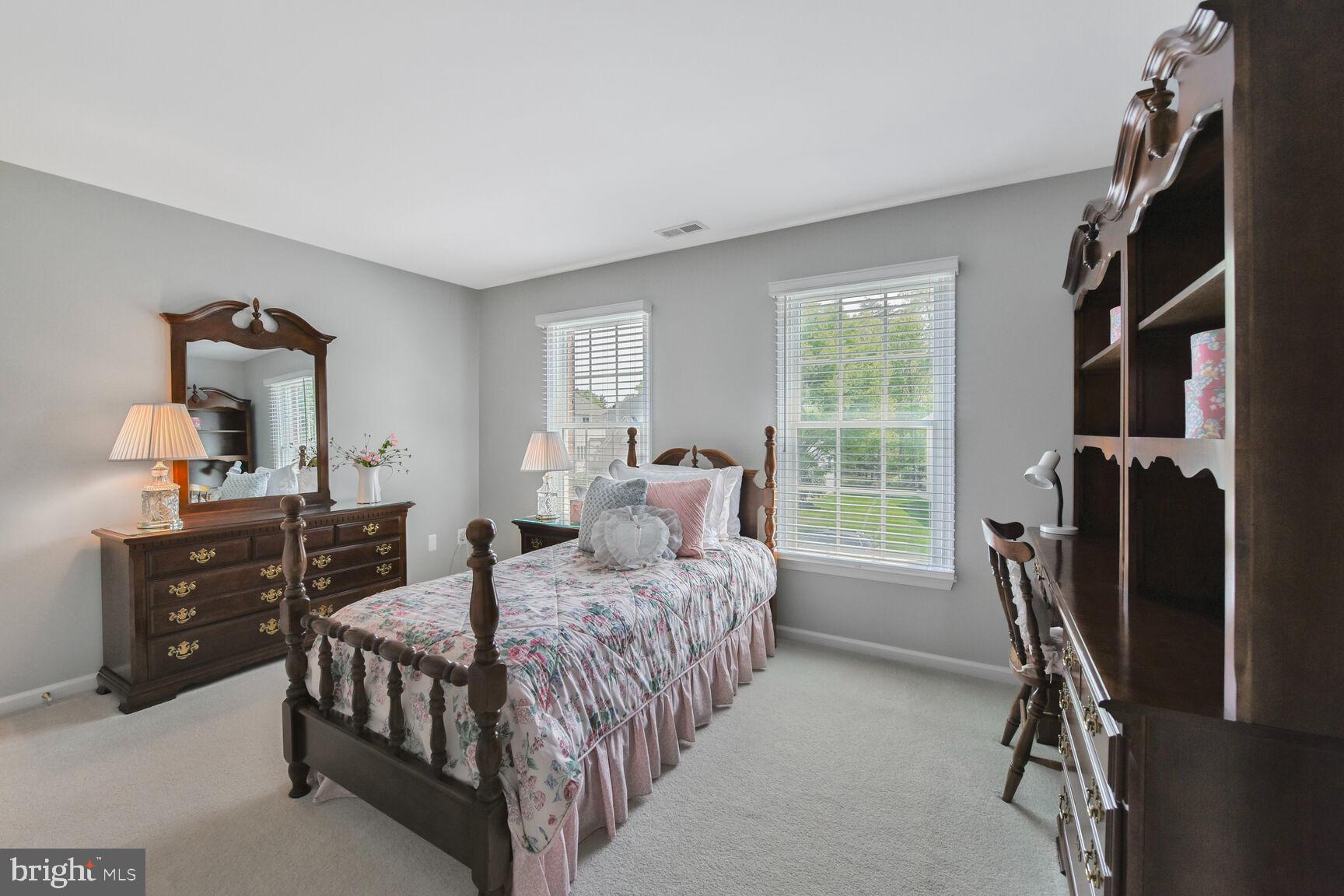 12804 New Parkland Dr