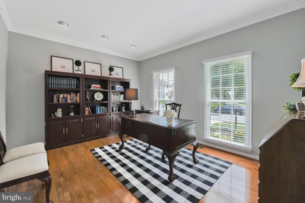 12804 New Parkland Dr