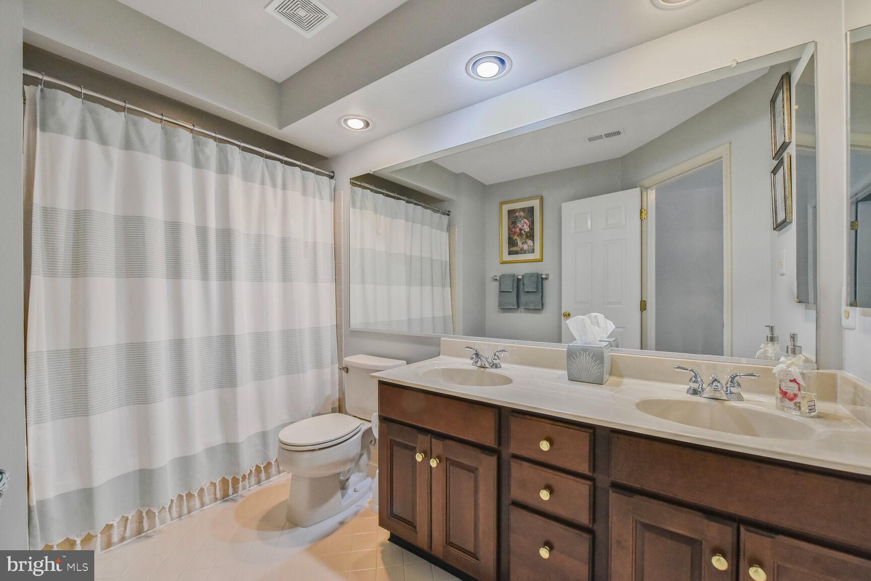 12804 New Parkland Dr