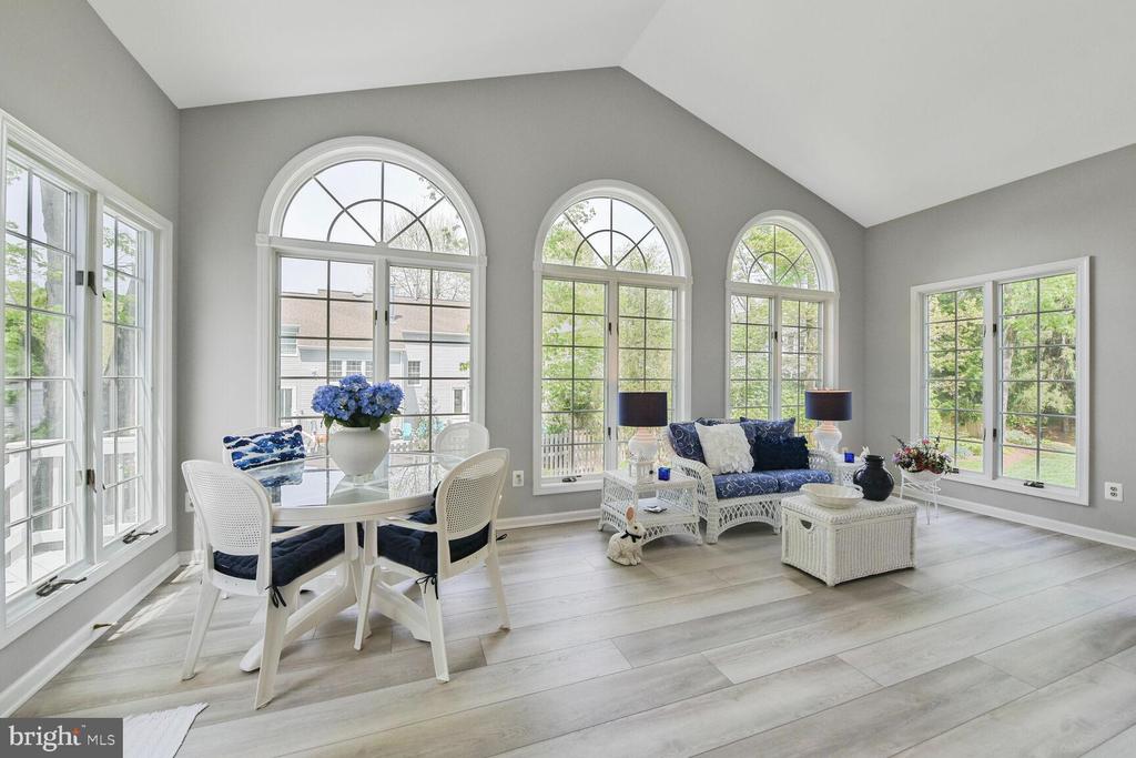 12804 New Parkland Dr