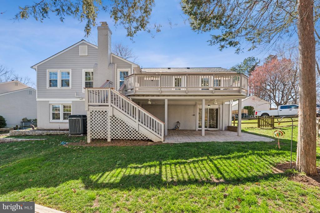7103 Carnation Ct