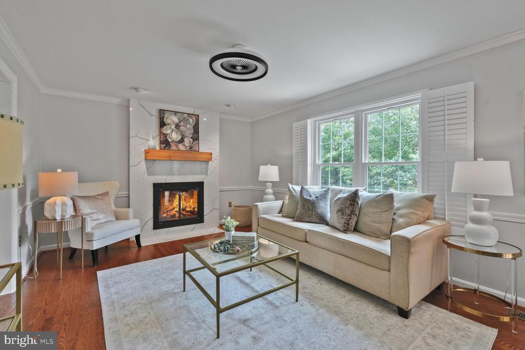 2239 Casemont Dr