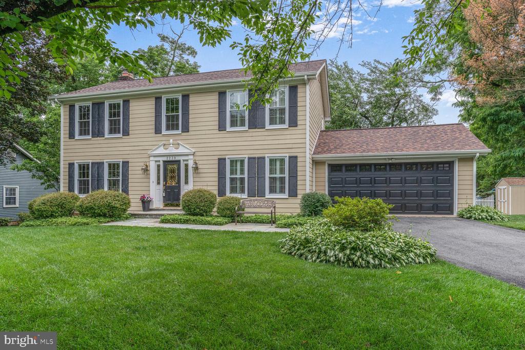 2239 Casemont Dr