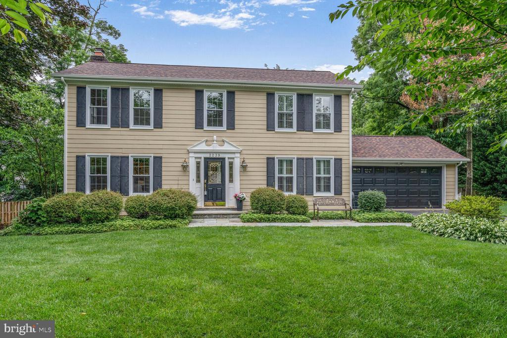 2239 Casemont Dr