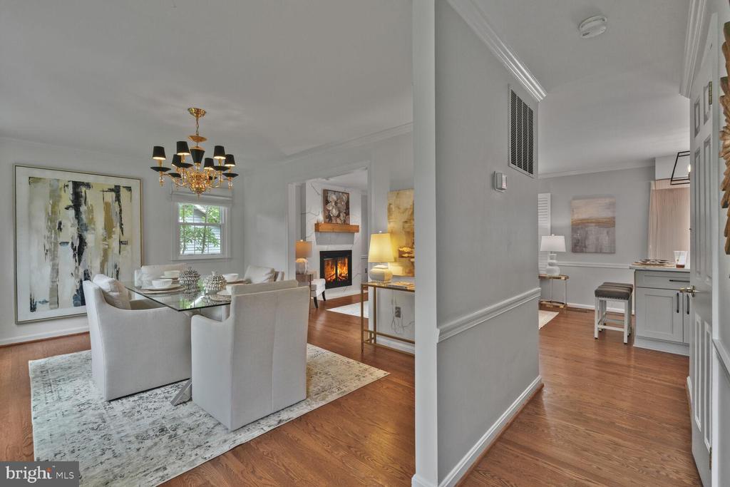 2239 Casemont Dr