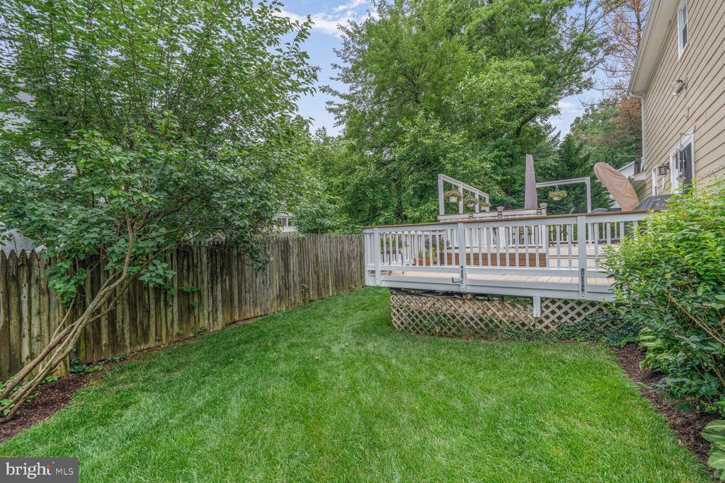 2239 Casemont Dr