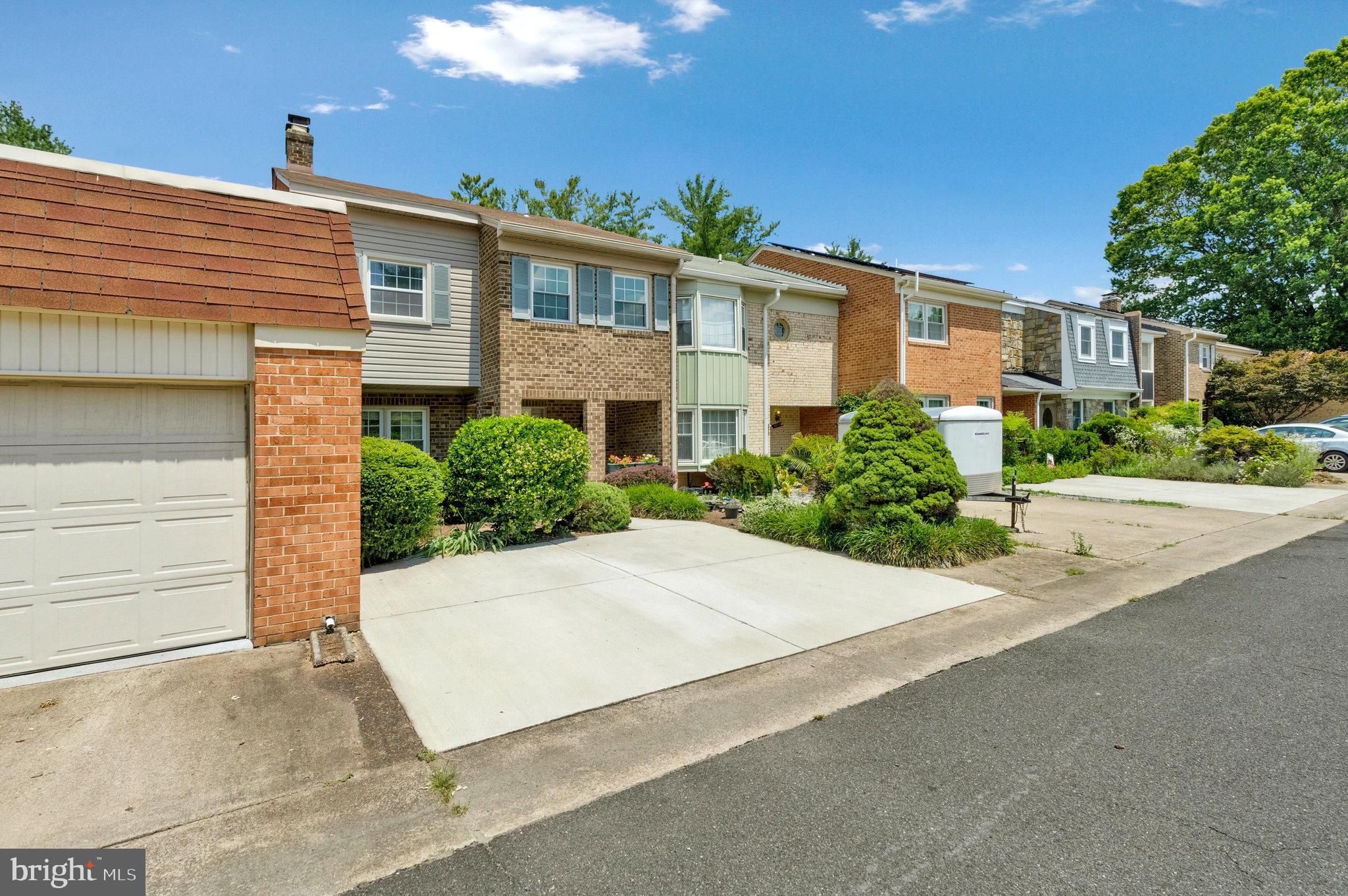 1013 MOOREFIELD HILL GROVE SW