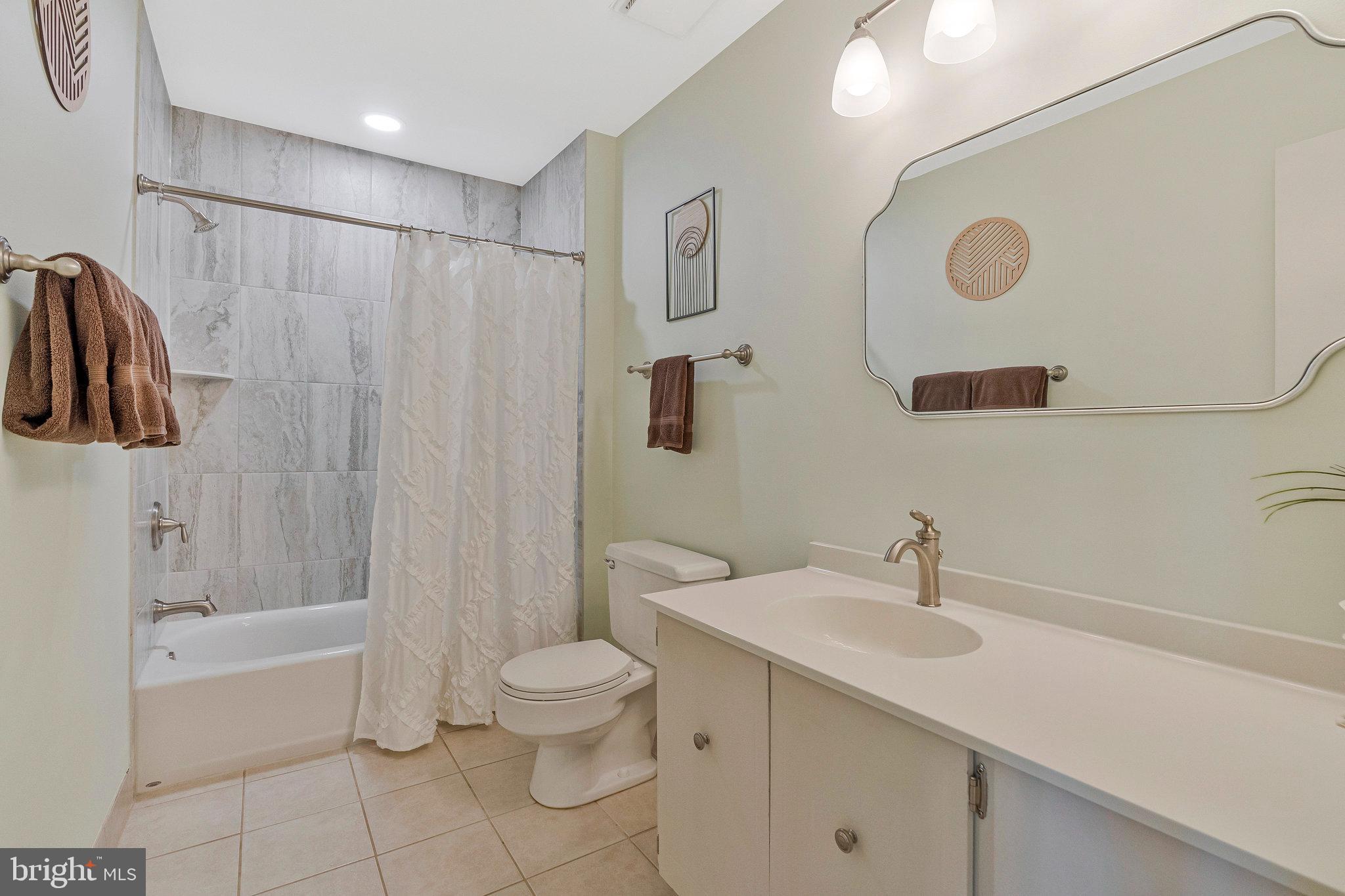 1013 MOOREFIELD HILL GROVE SW