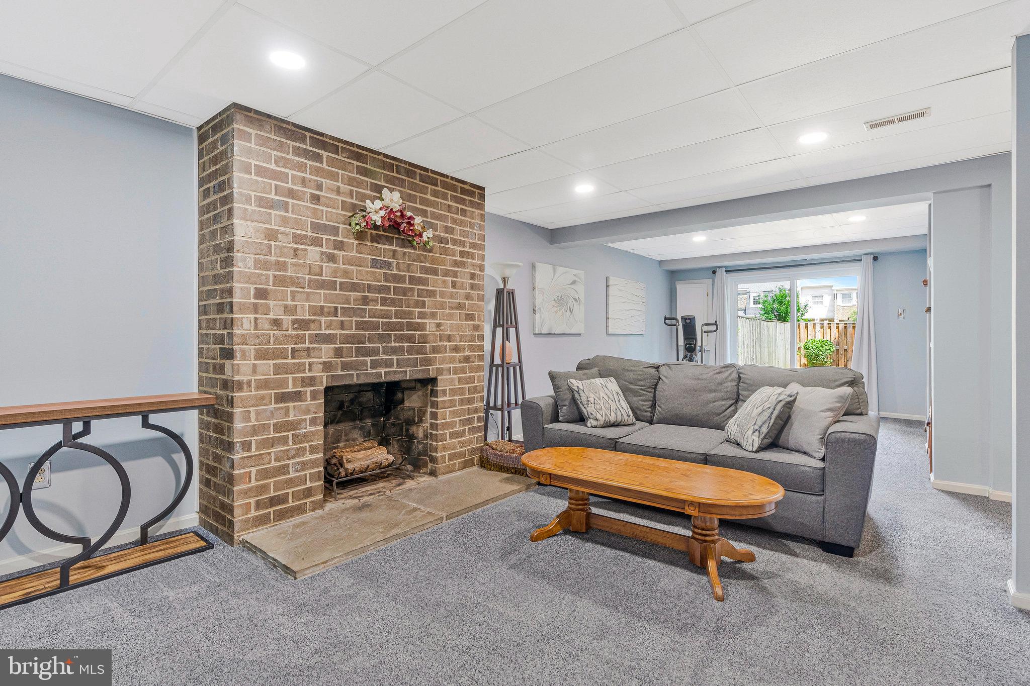 1013 MOOREFIELD HILL GROVE SW