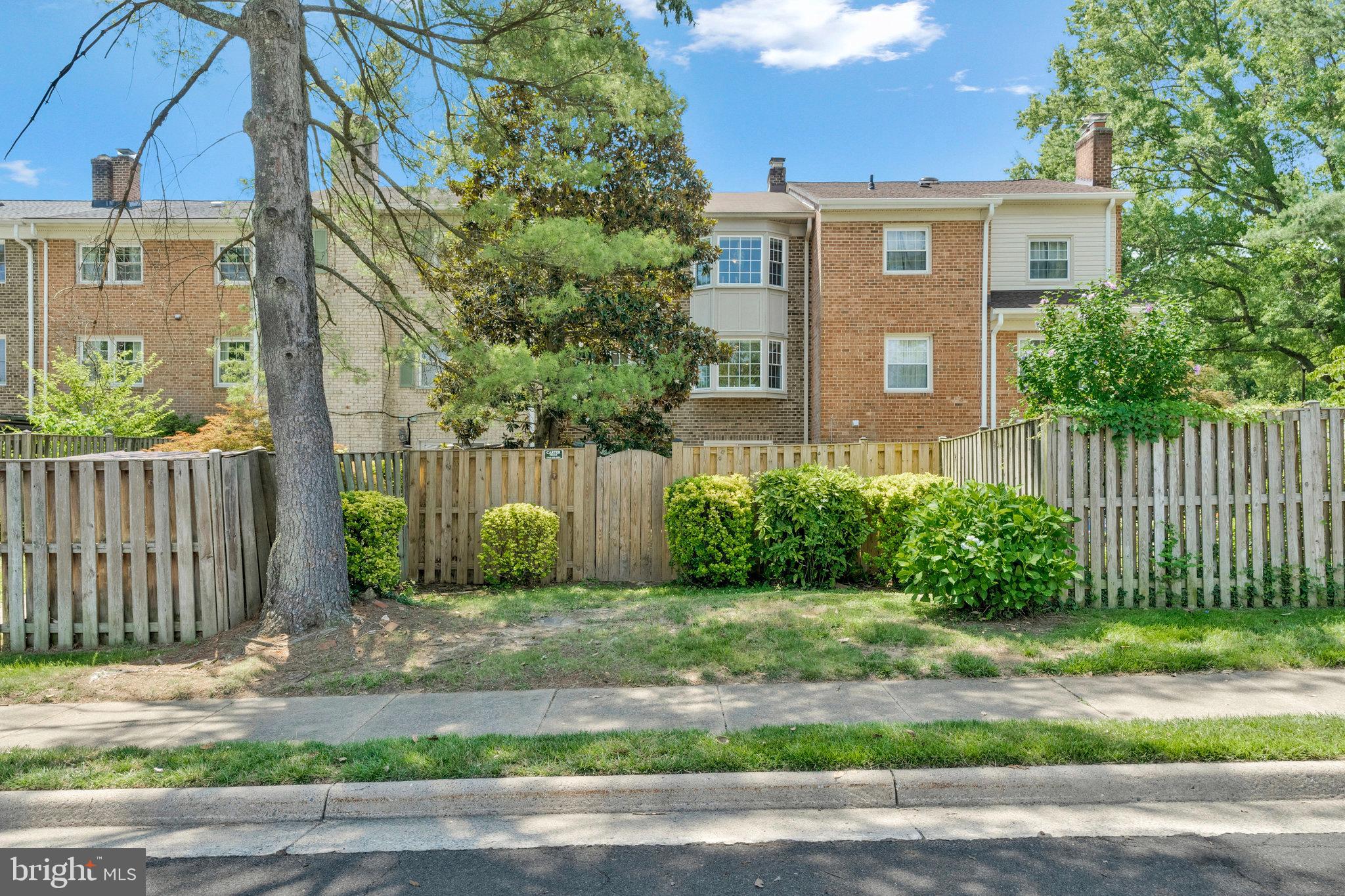 1013 MOOREFIELD HILL GROVE SW