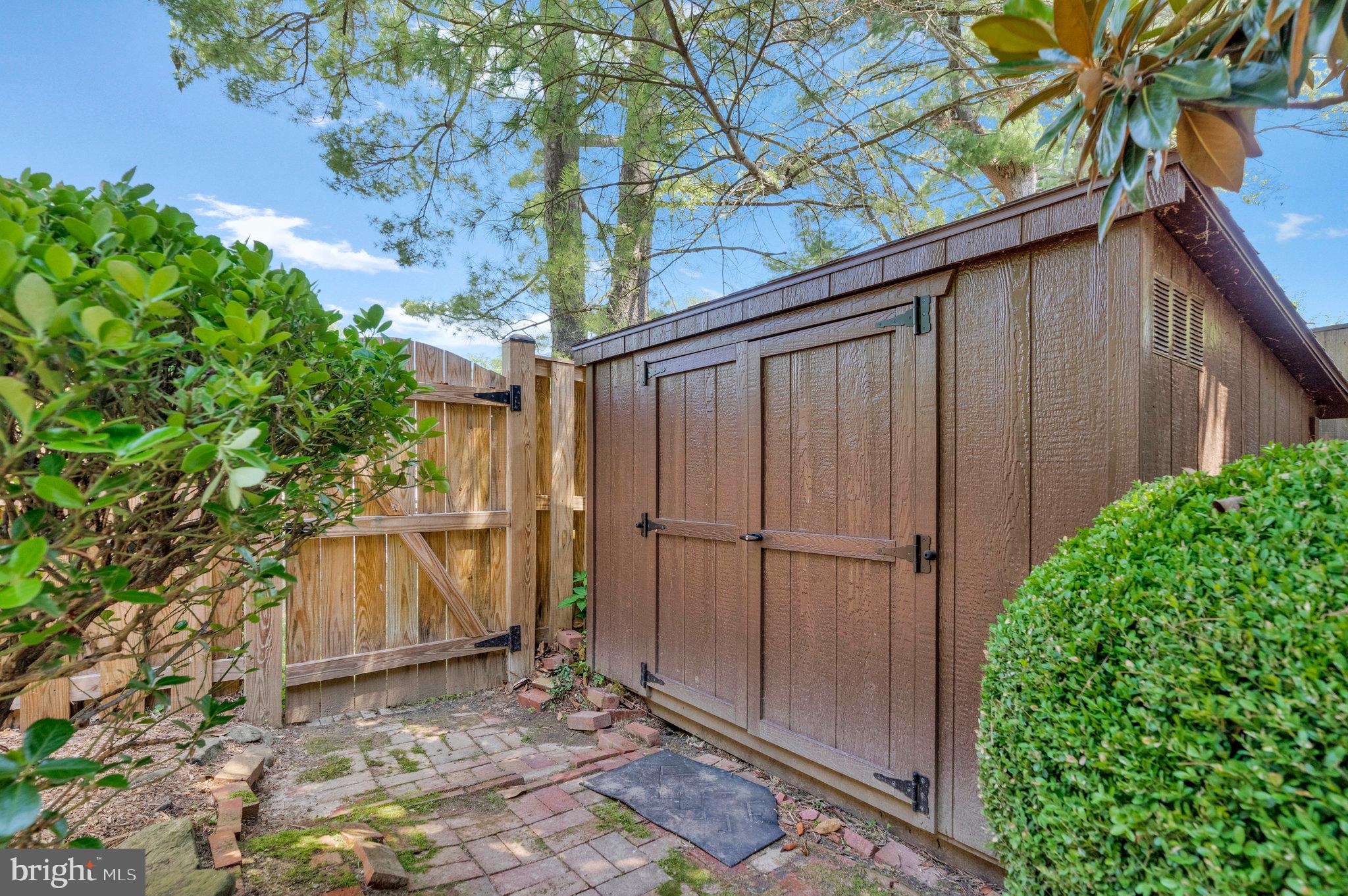 1013 MOOREFIELD HILL GROVE SW