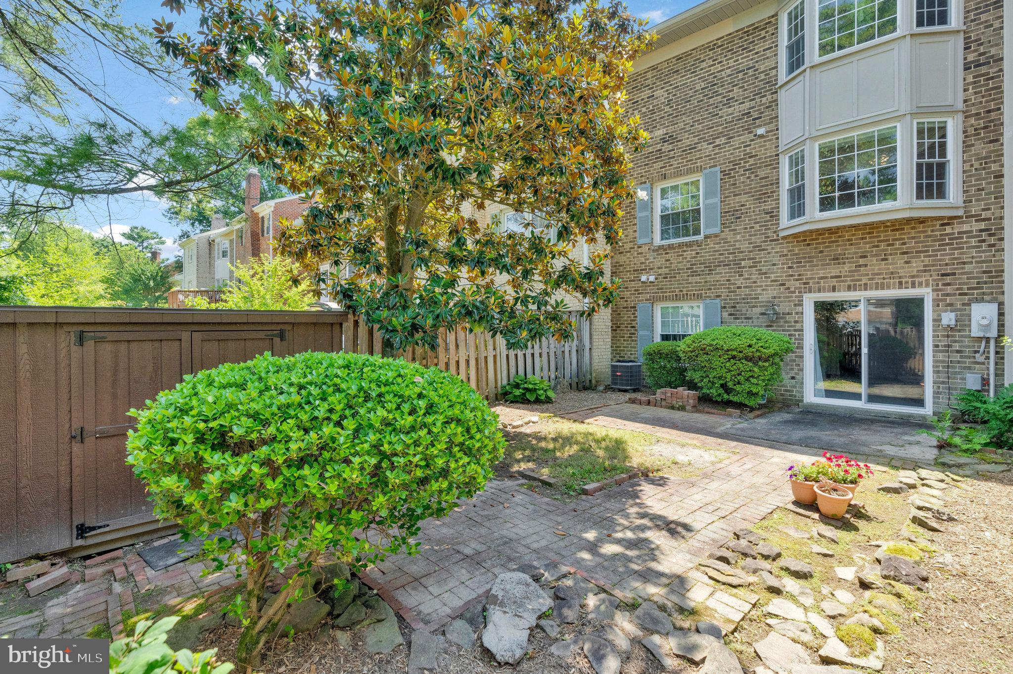 1013 MOOREFIELD HILL GROVE SW