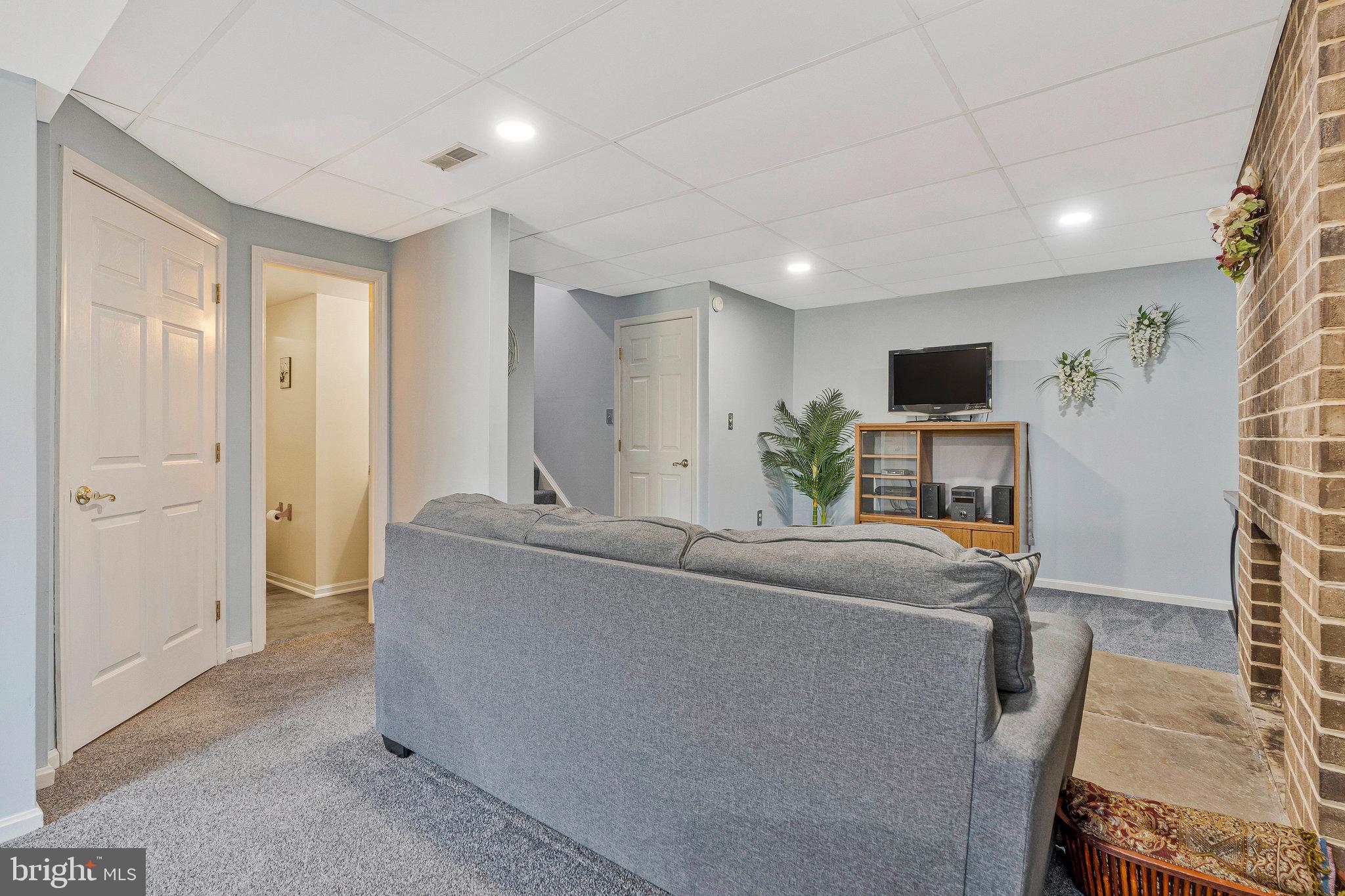 1013 MOOREFIELD HILL GROVE SW